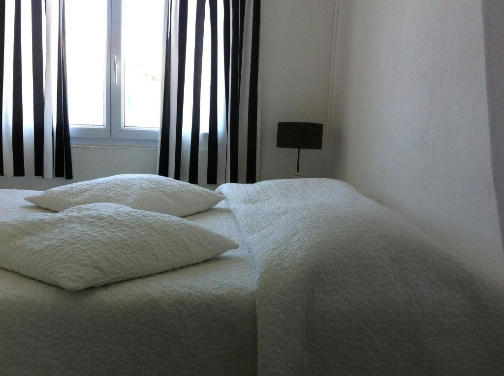 Les Vagues Hotel Saintes-Maries-de-la-Mer Room photo
