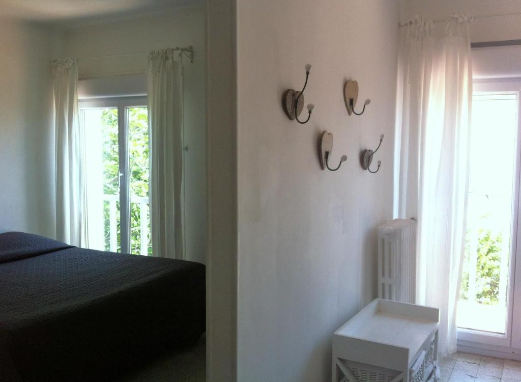 Les Vagues Hotel Saintes-Maries-de-la-Mer Room photo